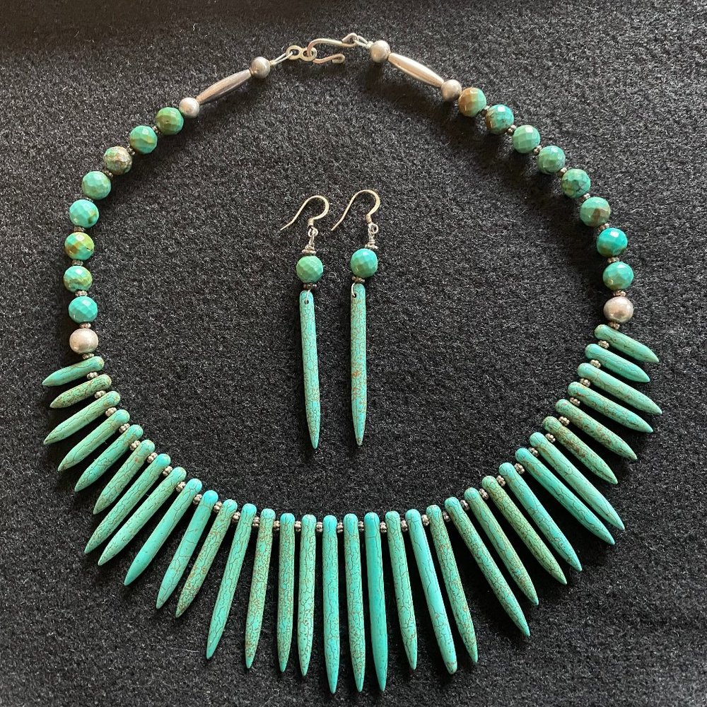 SOUTHWESTERN SILVER TONE FAUX TURQUOISE NECKLACE & EARRINGS SET